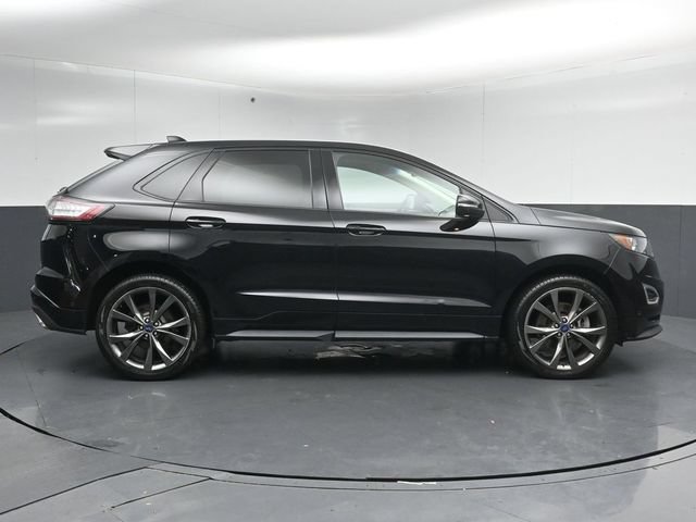 Used 2018 Ford Edge Sport w/ Equipment Group 401A AWD/4WD image 8