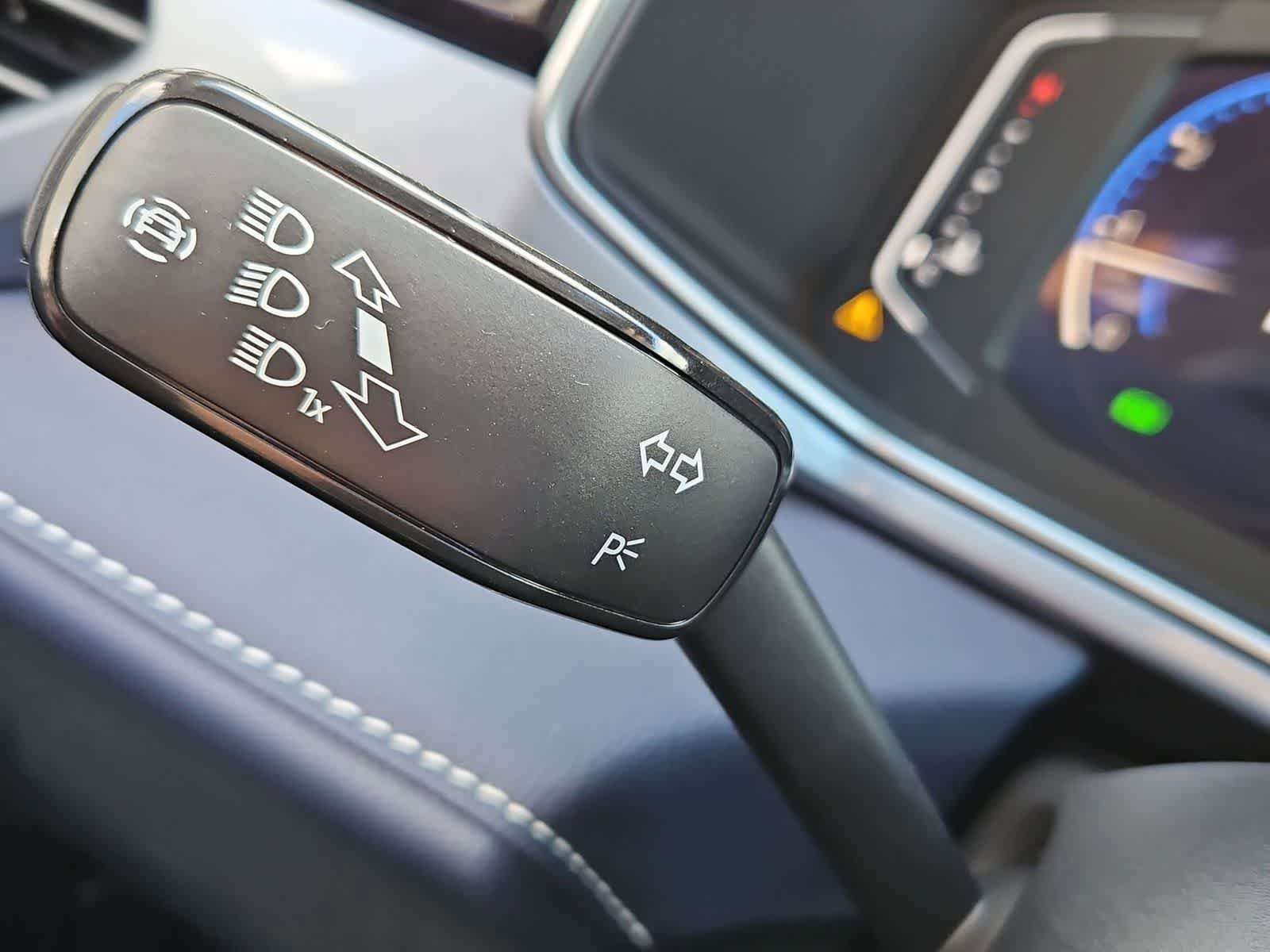 New 2026 Volkswagen Taos SEL AWD/4WD image 27