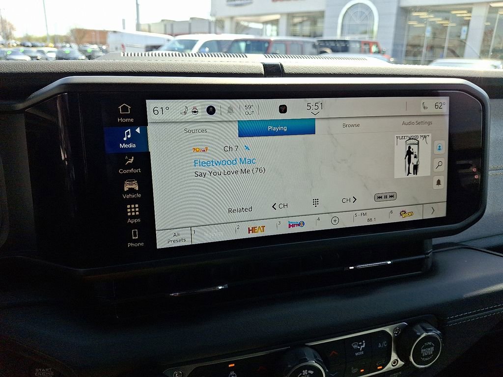 Used 2025 Jeep Wrangler Unlimited Sahara image 16