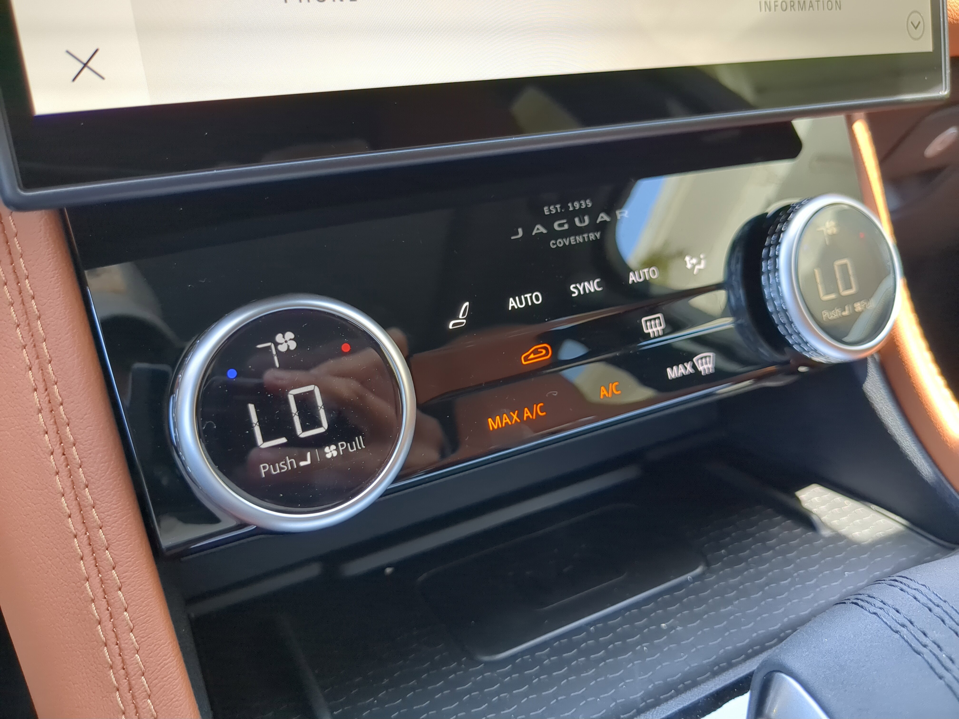 New 2026 Jaguar F-PACE R-Dynamic S image 27