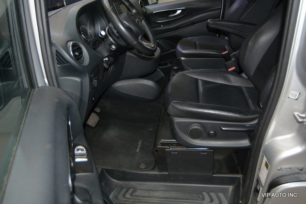 Used 2017 Mercedes-Benz Metris Passenger image 14