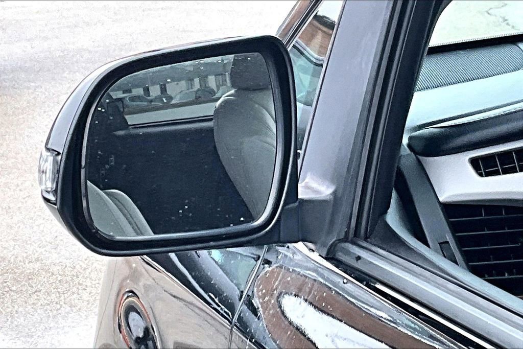 Used 2017 Toyota Sienna Limited Premium image 13