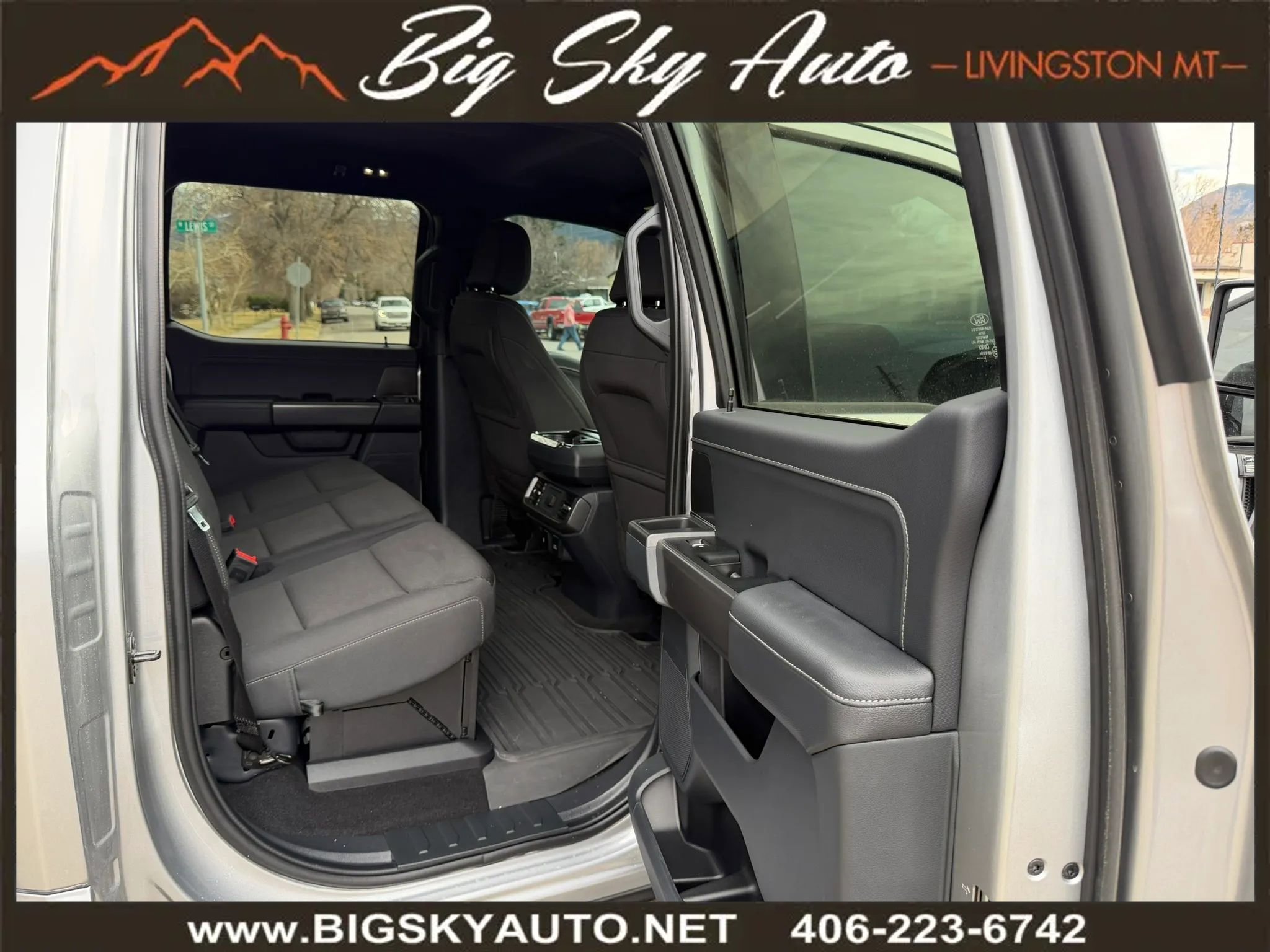 Used 2024 Ford F150 XLT w/ Equipment Group 302A MID image 24