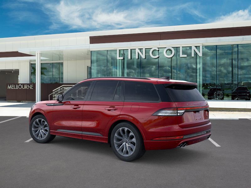 New 2025 Lincoln Aviator Premiere w/ Jet Appearance Package image 4