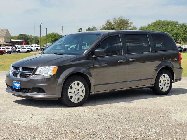 Used 2019 Dodge Grand Caravan SE w/ UConnect Hands-Free Group image 4