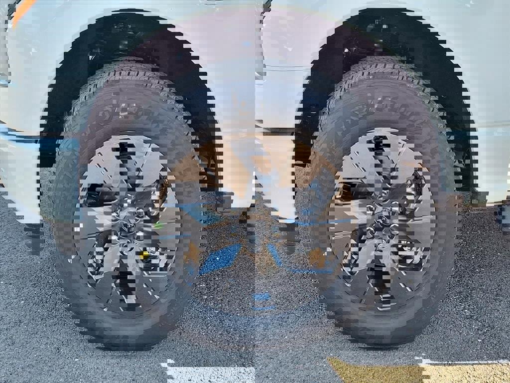 New 2025 Ford F150 Lightning Flash image 22