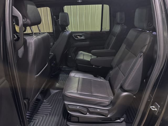 Used 2023 Chevrolet Suburban High Country AWD/4WD image 21