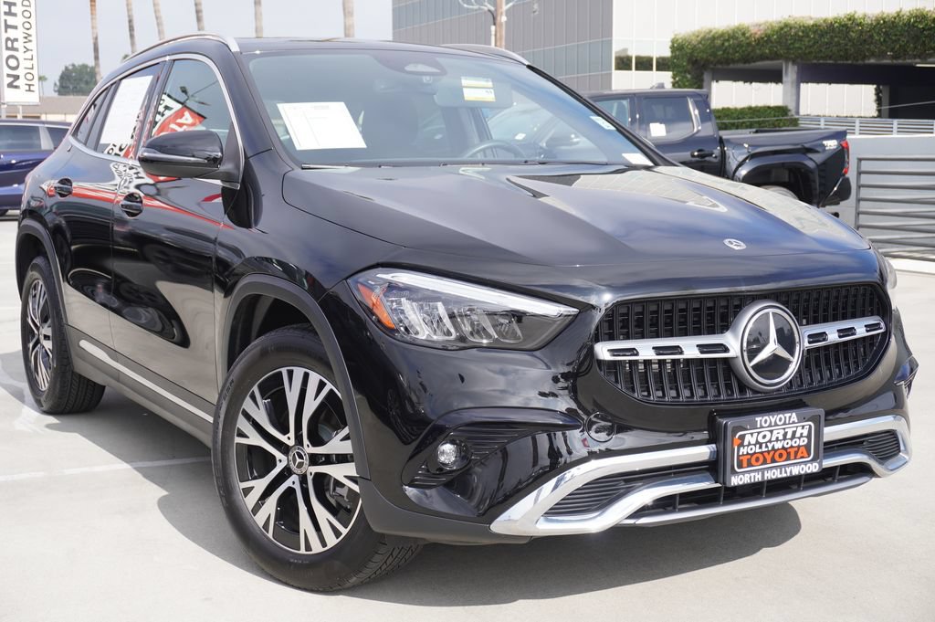 Used 2025 Mercedes-Benz GLA 250 image 2