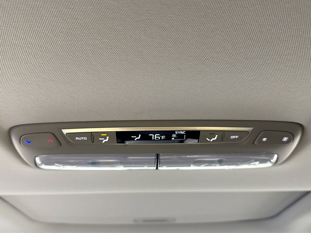 Used 2025 Kia Telluride EX w/ EX Captain's Chair Package AWD/4WD image 27