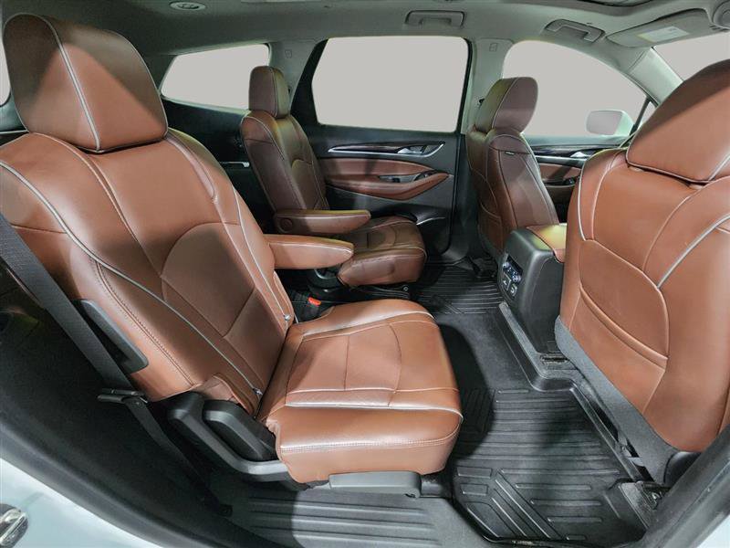 Used 2020 Buick Enclave Avenir w/ Avenir Technology Package AWD/4WD image 15