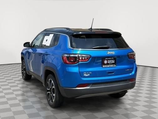 Used 2022 Jeep Compass Limited AWD/4WD image 5