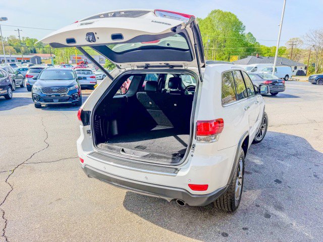 Used 2022 Jeep Grand Cherokee Limited RWD image 14