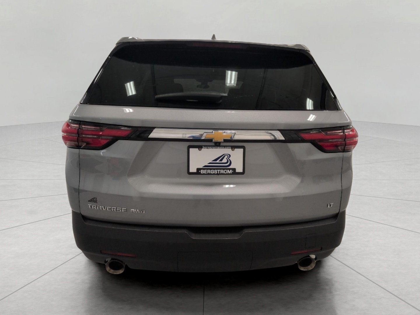 Used 2023 Chevrolet Traverse LT w/ LPO, Floor Liner Package AWD/4WD image 26