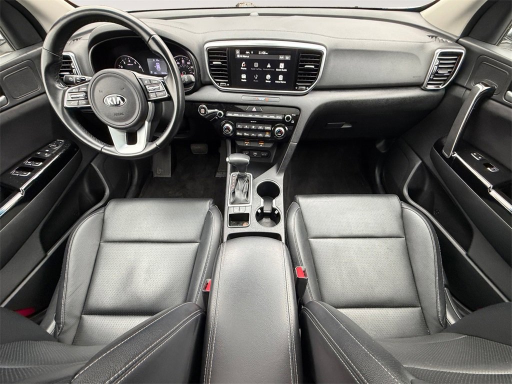 Used 2022 Kia Sportage EX image 12