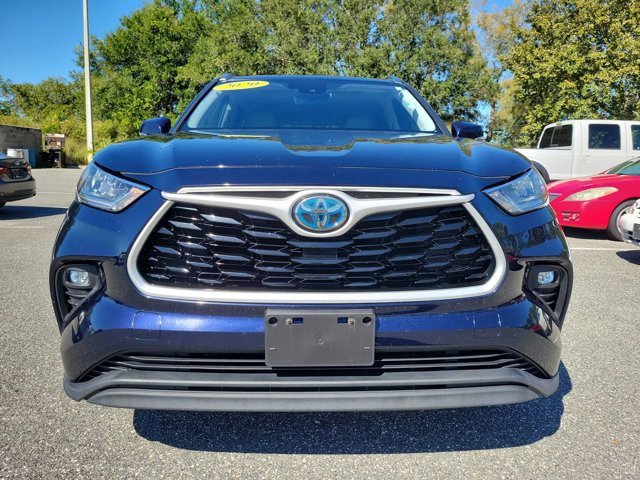 Used 2020 Toyota Highlander XLE image 9