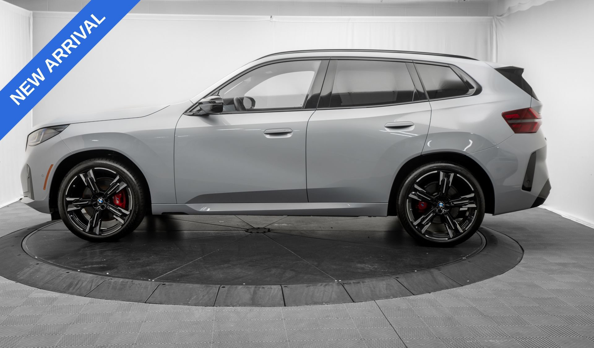 Used 2025 BMW X3 M50 w/ M Sport Professional Package AWD/4WD image 4