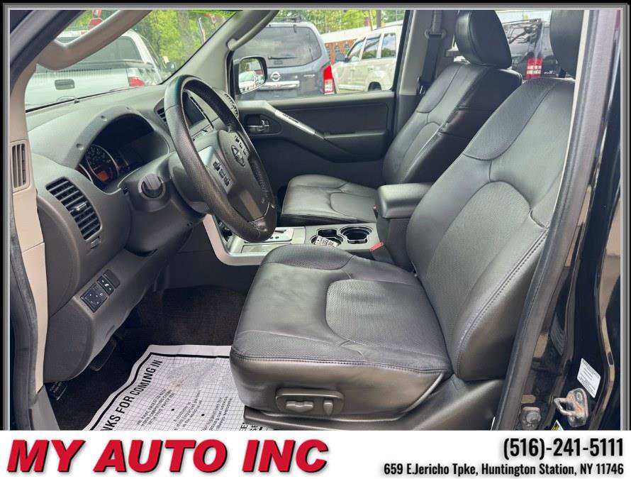 Used 2012 Nissan Pathfinder Silver image 22
