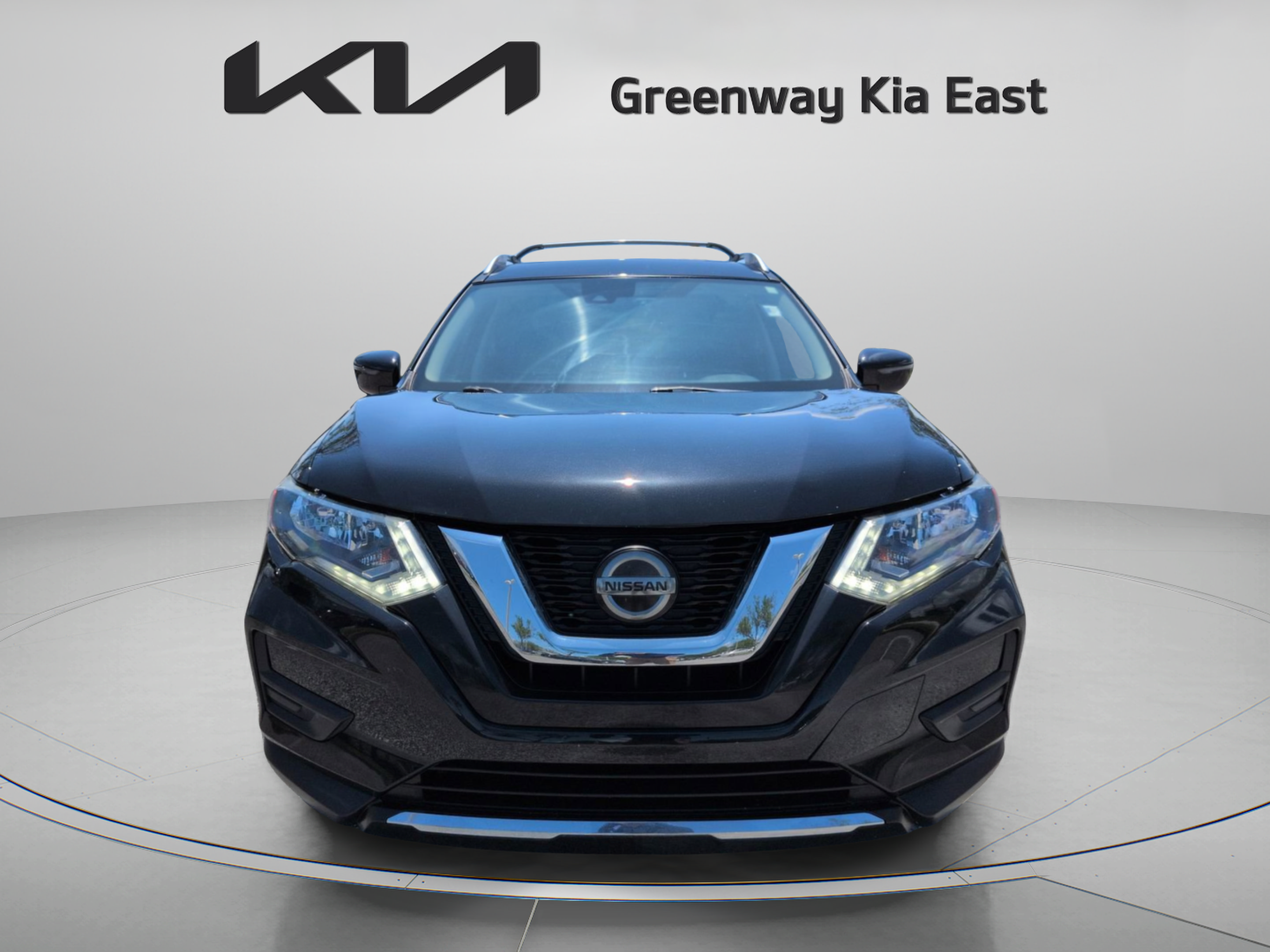 Used 2020 Nissan Rogue SV FWD image 11