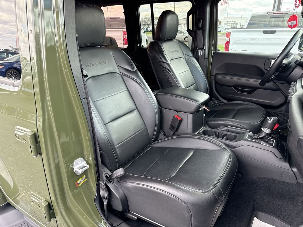 Used 2023 Jeep Wrangler Unlimited Sahara w/ Cold Weather Group image 25