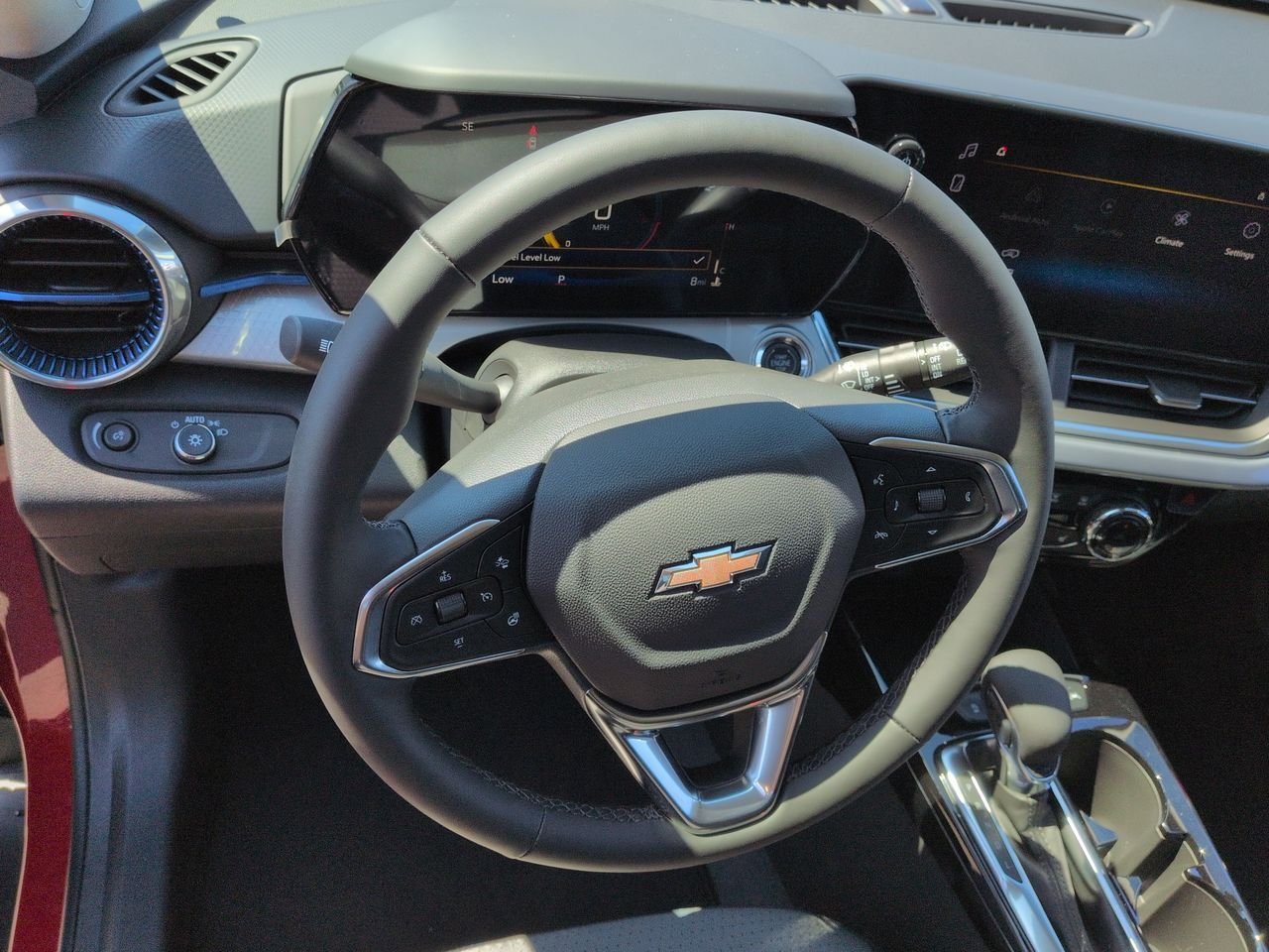 New 2026 Chevrolet Trax LT w/ Driver Confidence Package FWD image 11