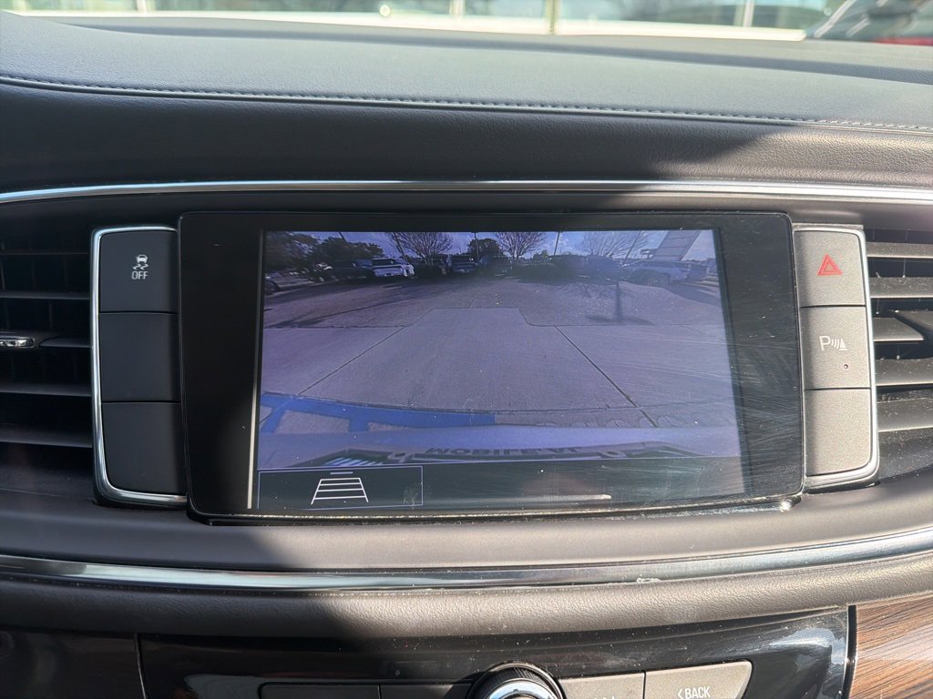 Used 2021 Buick Enclave Essence w/ Sound and Sites Package image 19