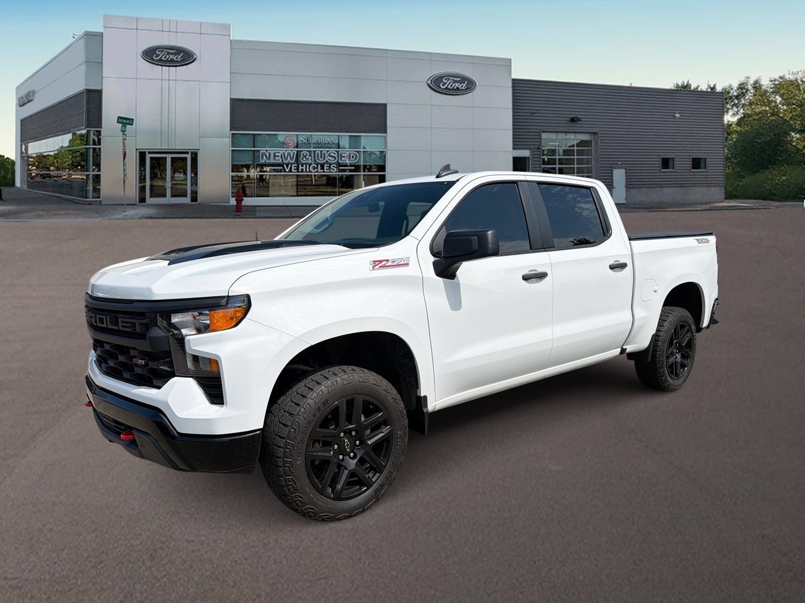 Used 2022 Chevrolet Silverado 1500 Custom Trail Boss AWD/4WD image 1