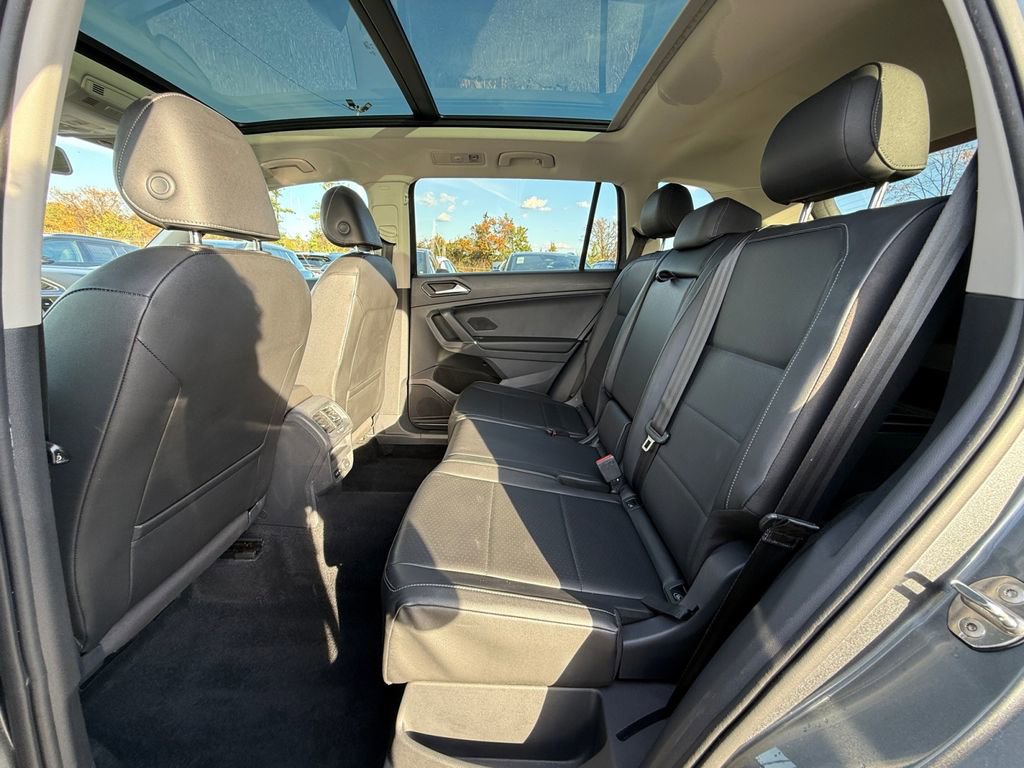 Used 2018 Volkswagen Tiguan SEL image 21