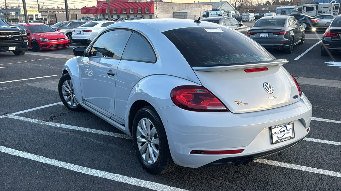 Used 2017 Volkswagen Beetle 1.8T S image 5
