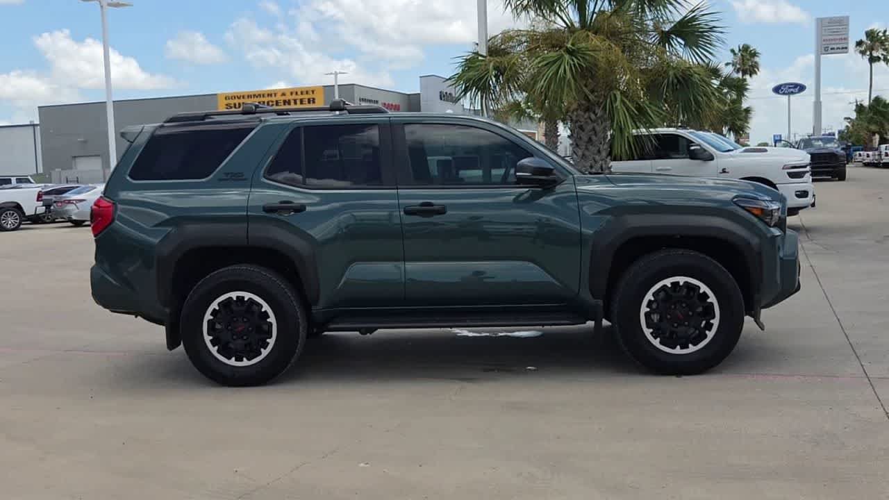 Used 2025 Toyota 4Runner TRD Off-Road Premium AWD/4WD image 9