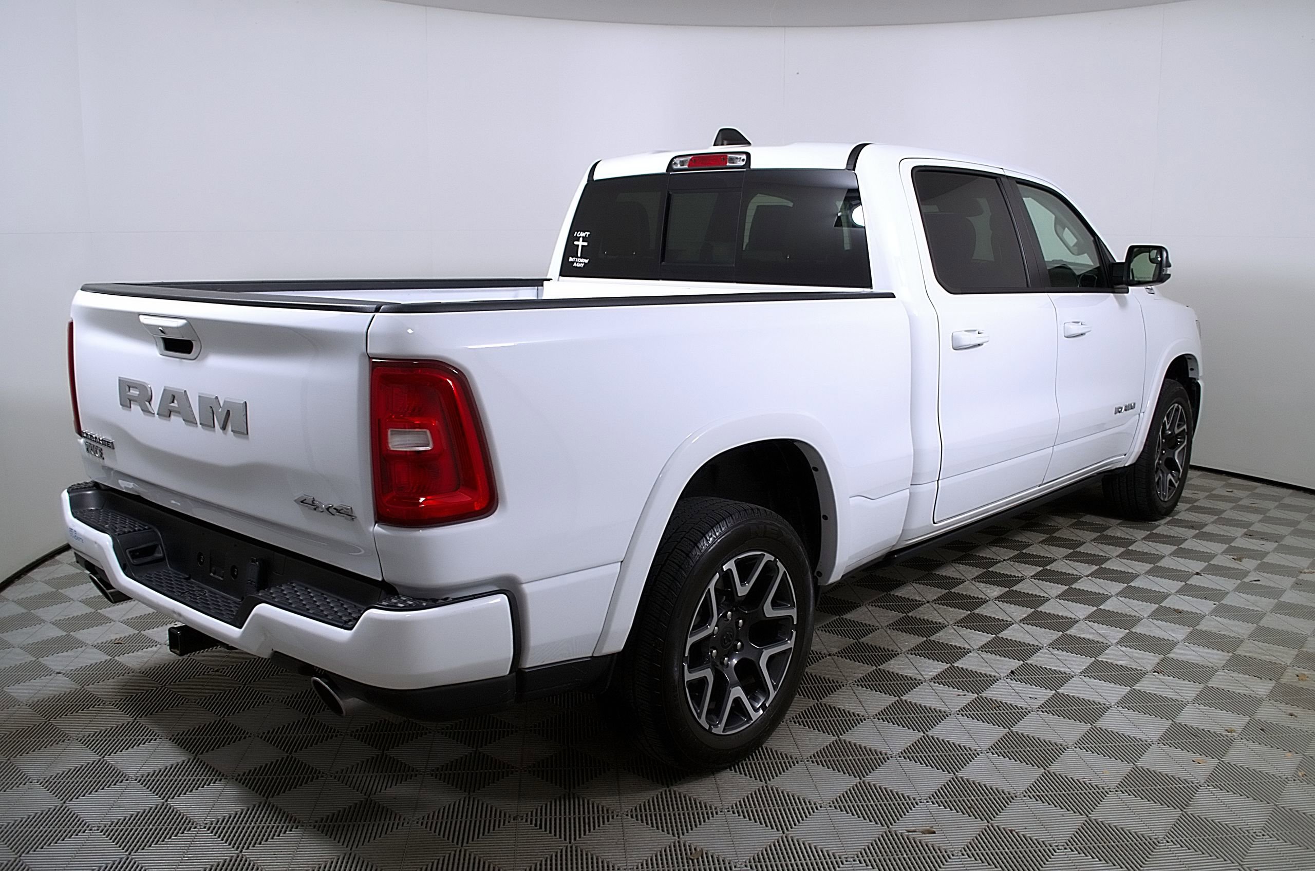 Used 2025 RAM 1500 Laramie w/ Laramie Southwest Edition AWD/4WD image 7