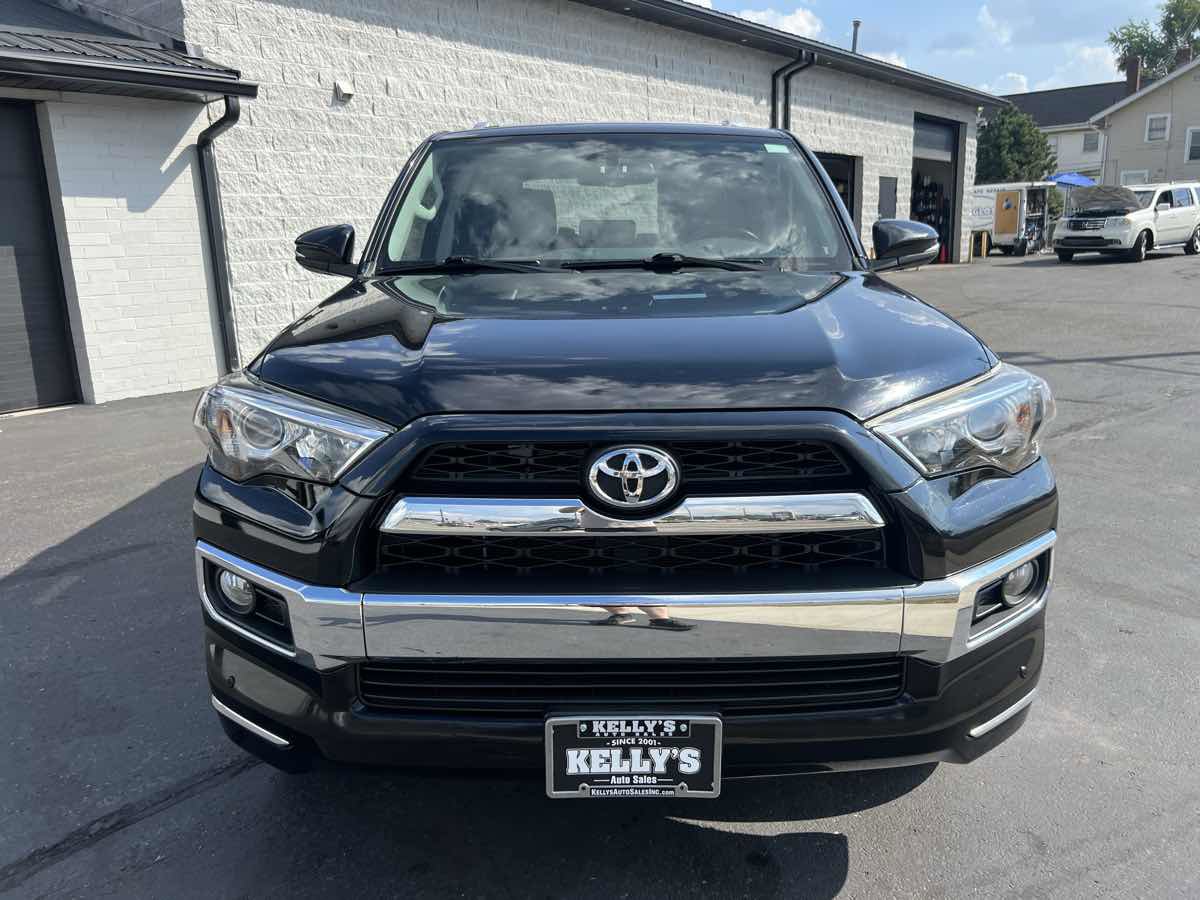 Used 2016 Toyota 4Runner Limited image 7