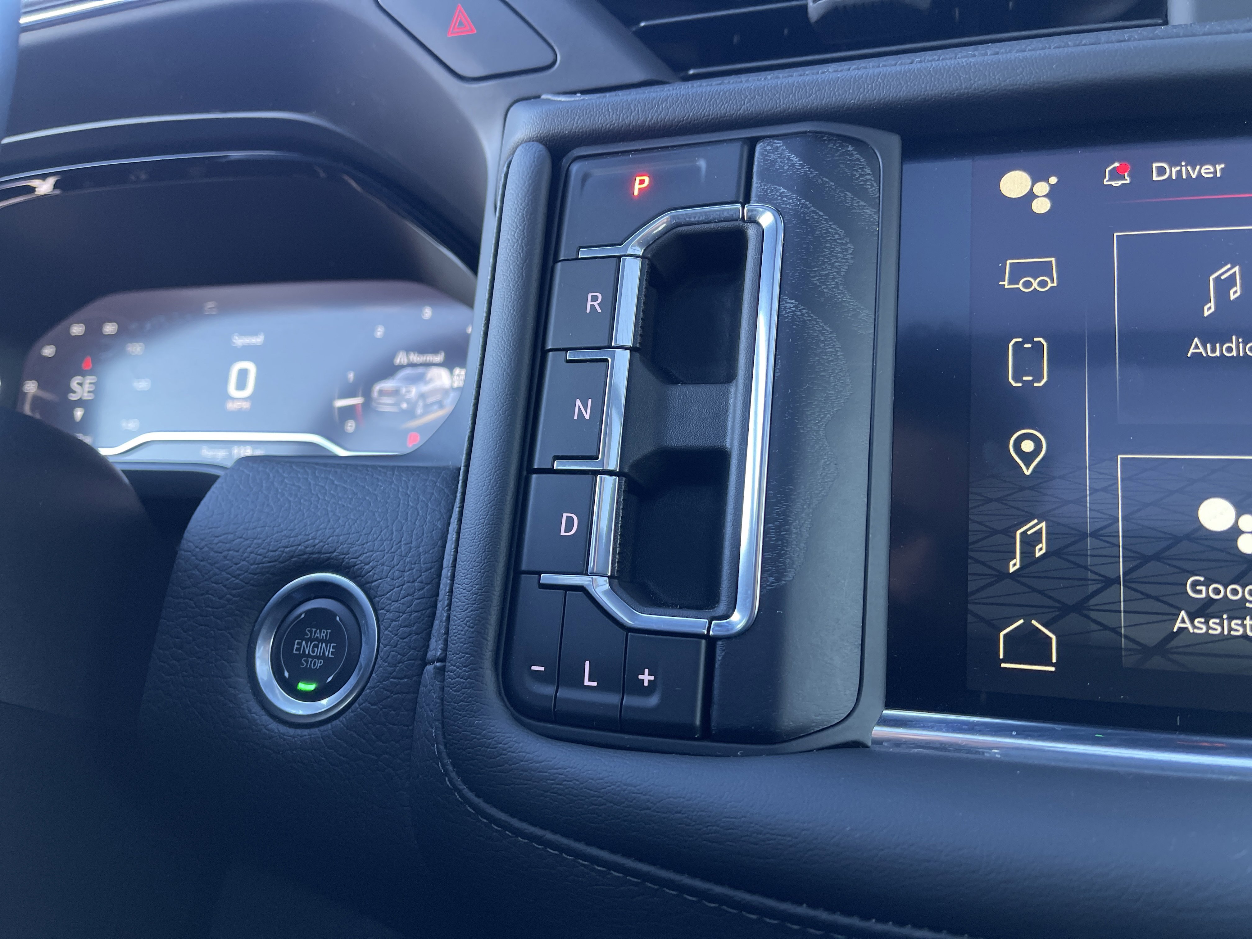 Used 2024 GMC Yukon Denali w/ Max Trailering Package image 30