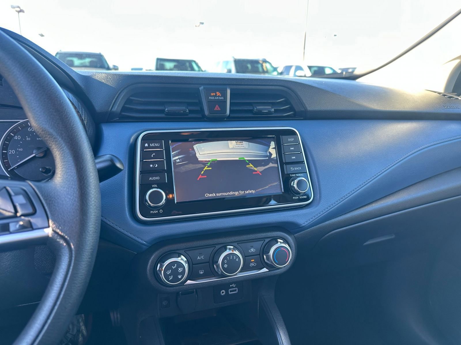 Used 2025 Nissan Versa SV image 17