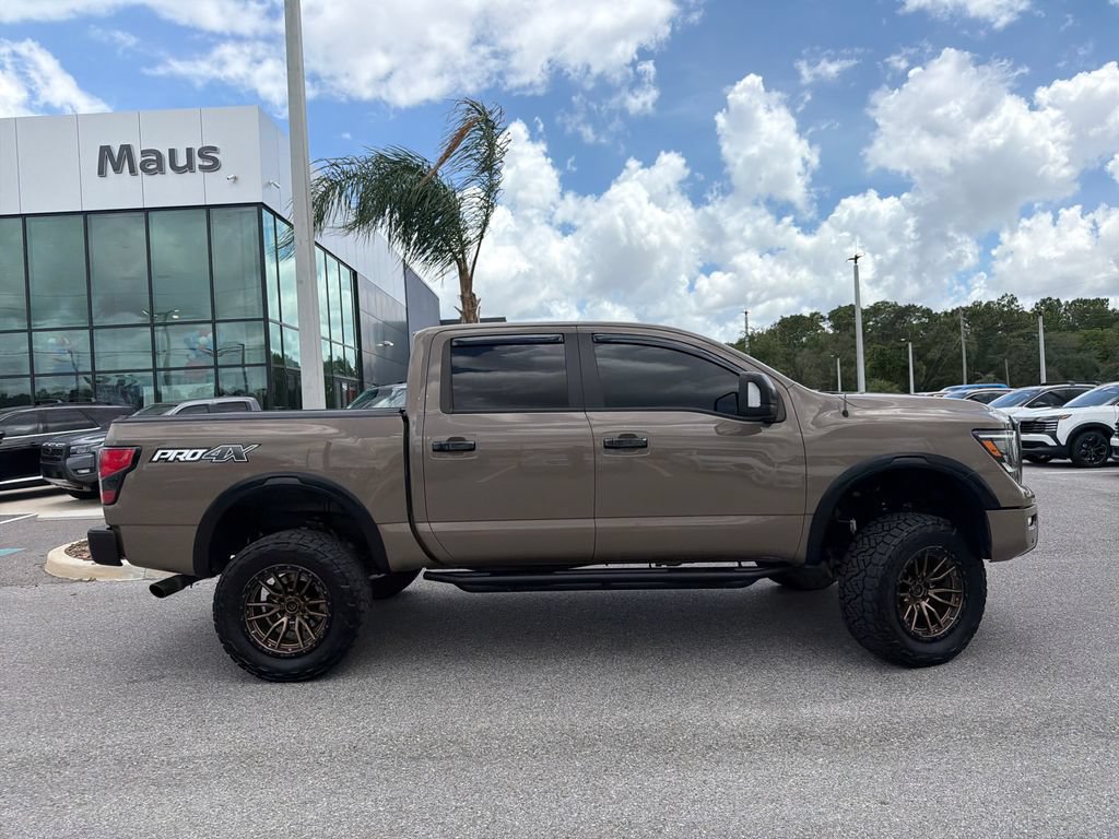 Used 2020 Nissan Titan PRO-4X w/ Pro-4x Convenience Package AWD/4WD image 8