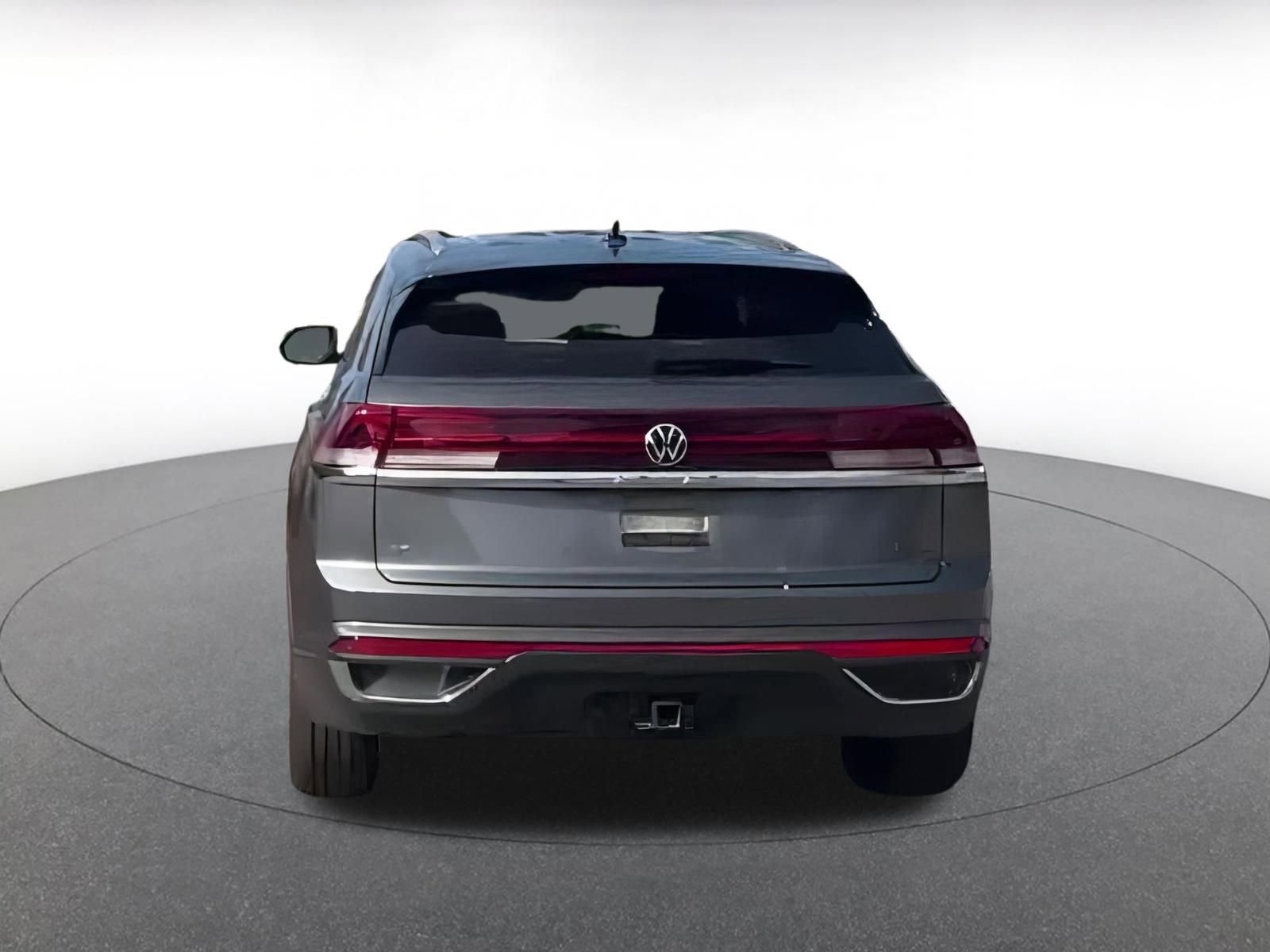 Used 2025 Volkswagen Atlas Cross Sport SE image 10