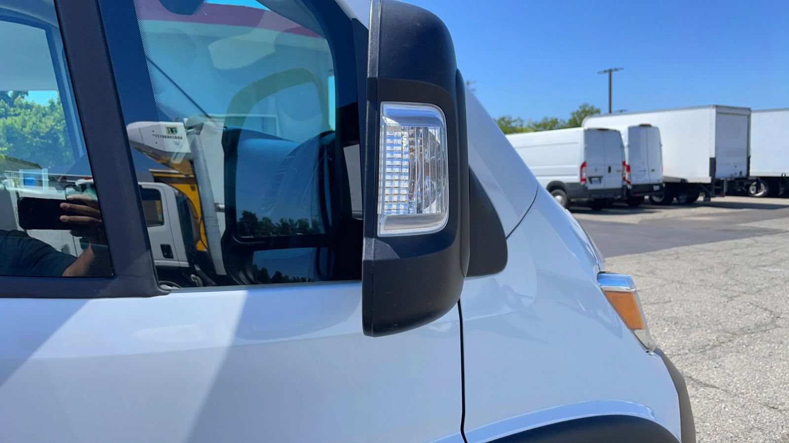 Used 2025 RAM ProMaster 2500 w/ Convenience Group FWD image 38
