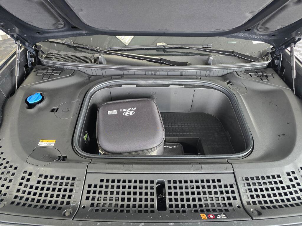 New 2026 Hyundai Ioniq 9 SEL image 13