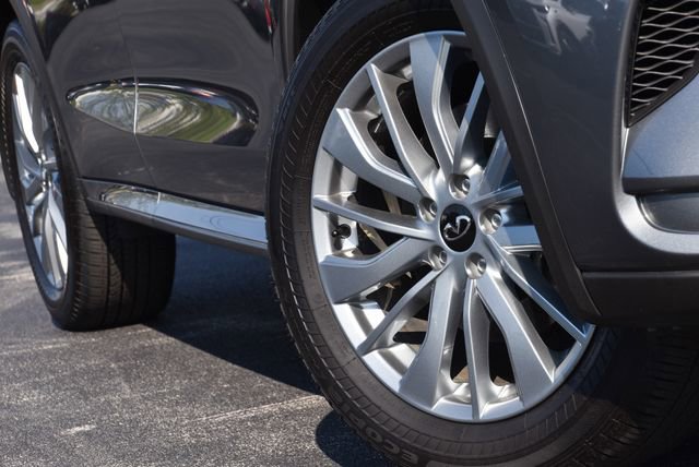 Used 2025 INFINITI QX50 Luxe AWD/4WD image 13