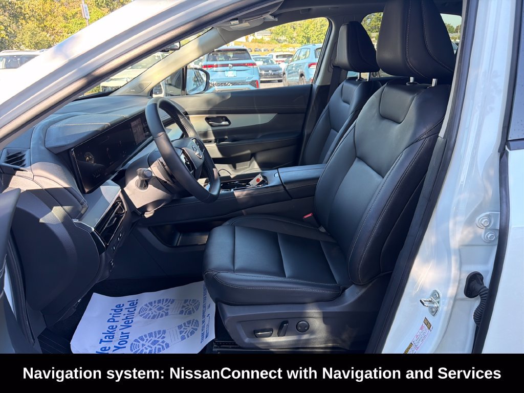 Used 2025 Nissan Murano SL AWD/4WD image 11