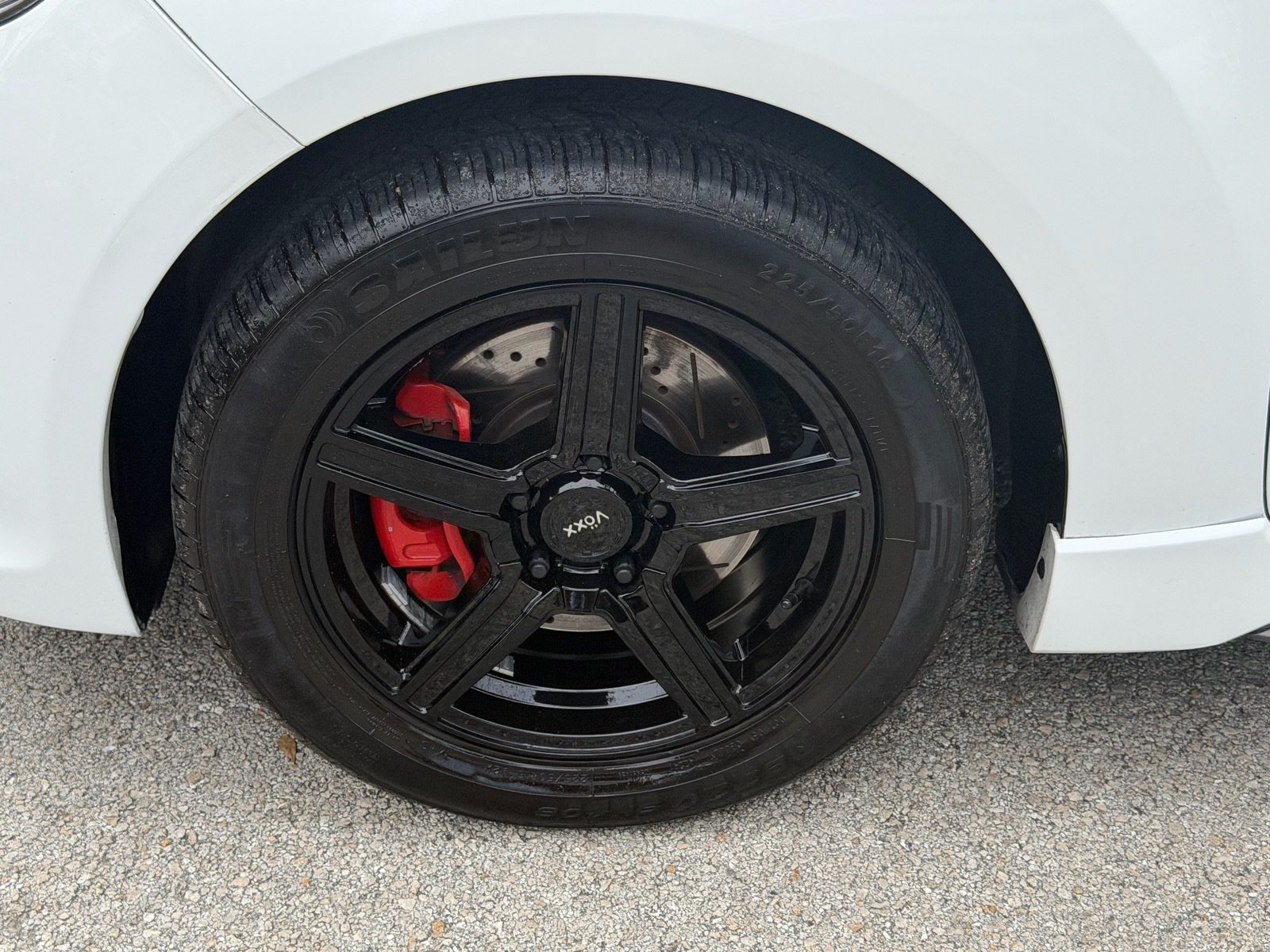 Used 2015 Hyundai Veloster Turbo w/ Option Group 04 FWD image 17
