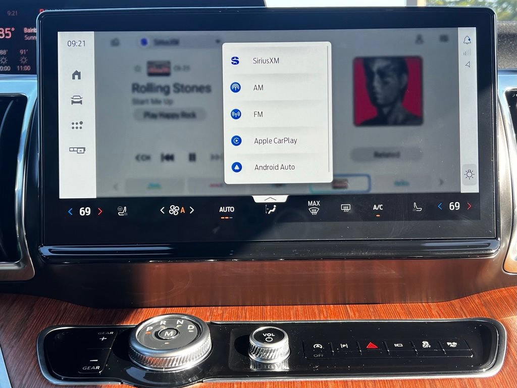 New 2027 Ford Expedition King Ranch RWD image 32