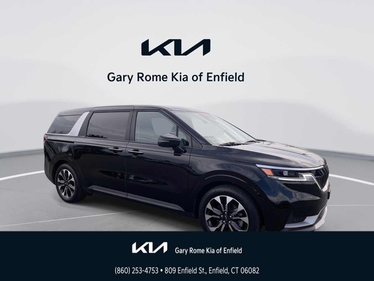Used 2023 Kia Carnival EX