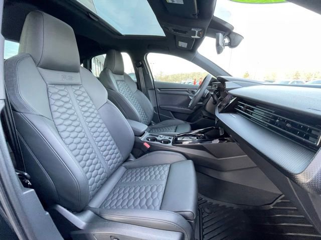 Used 2025 Audi RS 3 image 31