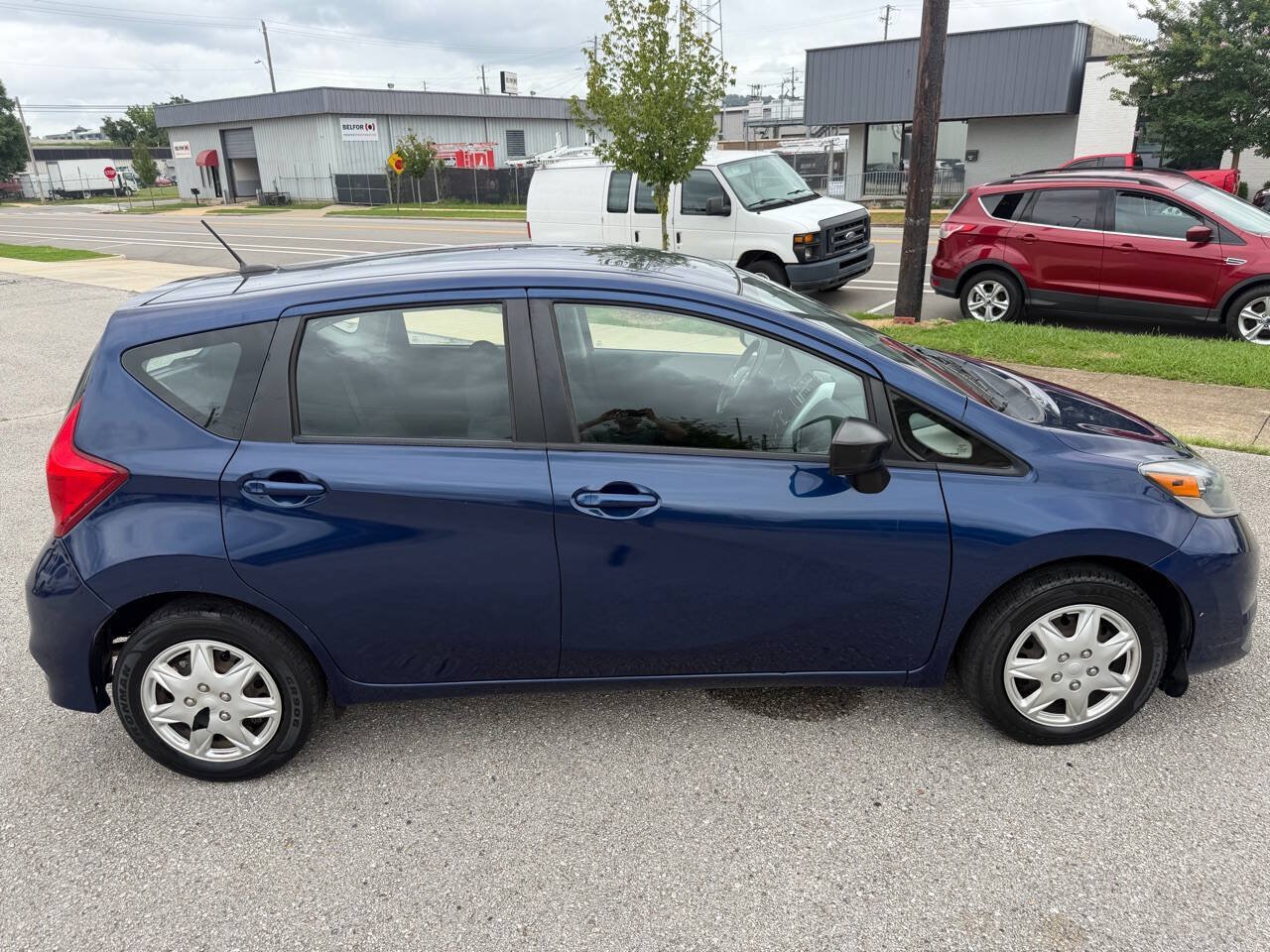 Used 2018 Nissan Versa Note SV FWD image 10