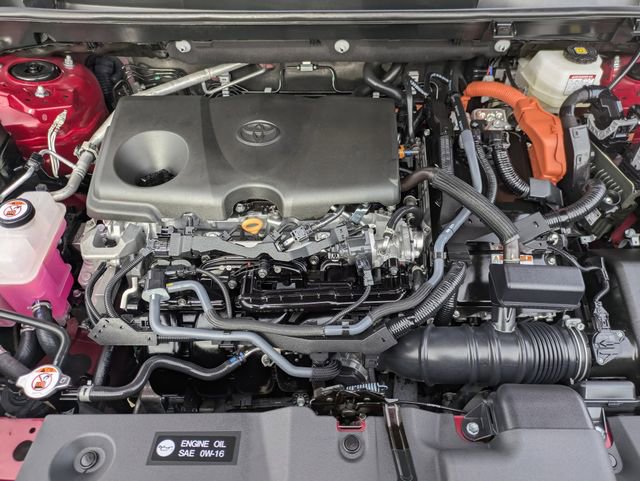 Used 2025 Toyota RAV4 LE image 31
