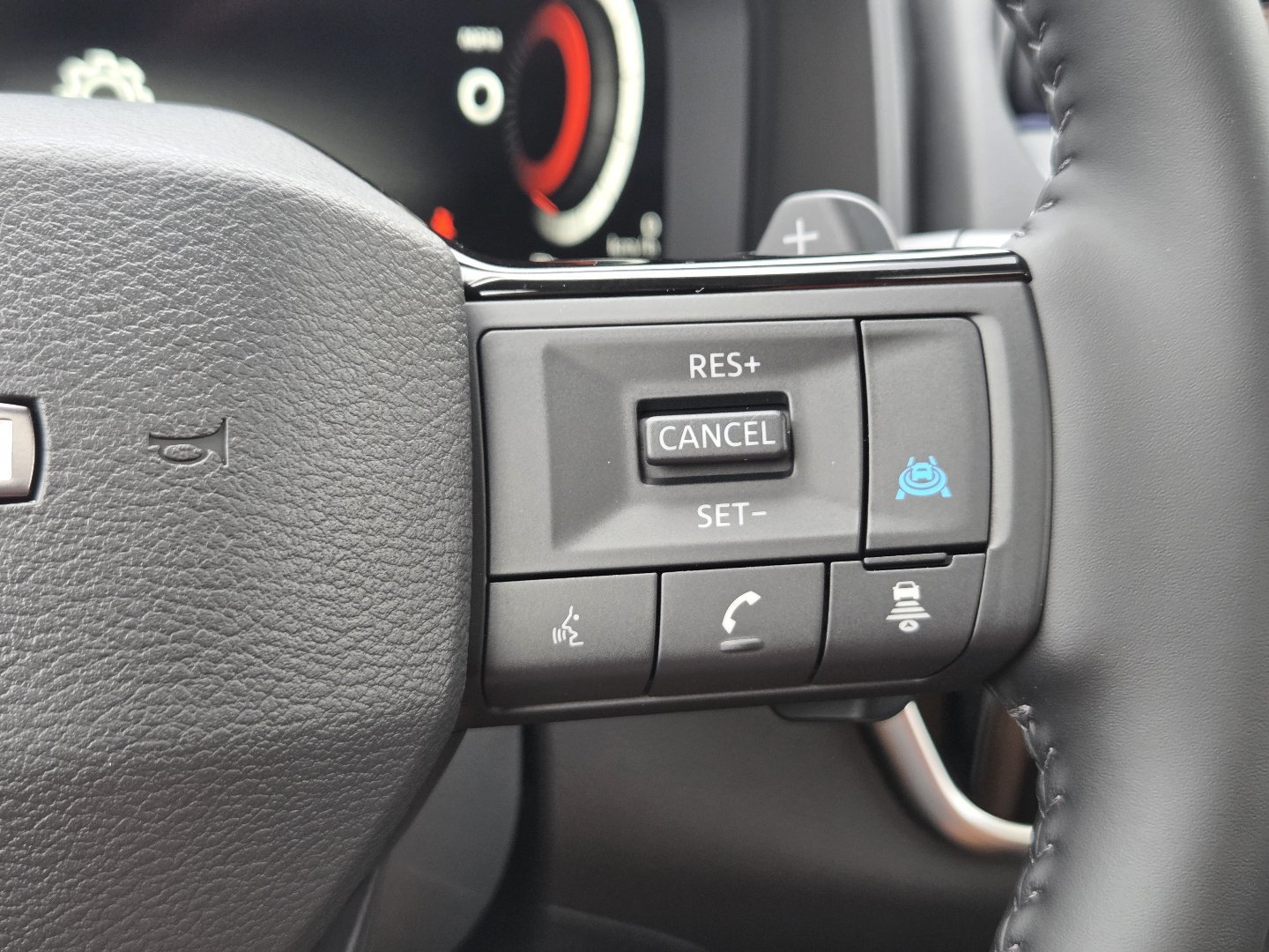 New 2026 Nissan Rogue Platinum AWD/4WD image 32