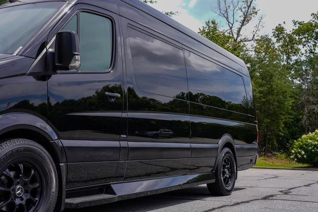 Used 2016 Mercedes-Benz Sprinter 2500 image 39