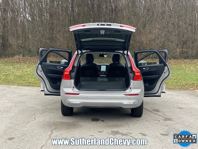 Used 2023 Volvo XC60 T8 Core image 38