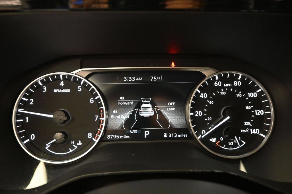 Used 2025 Nissan Pathfinder SV w/ SV Premium Package AWD/4WD image 17