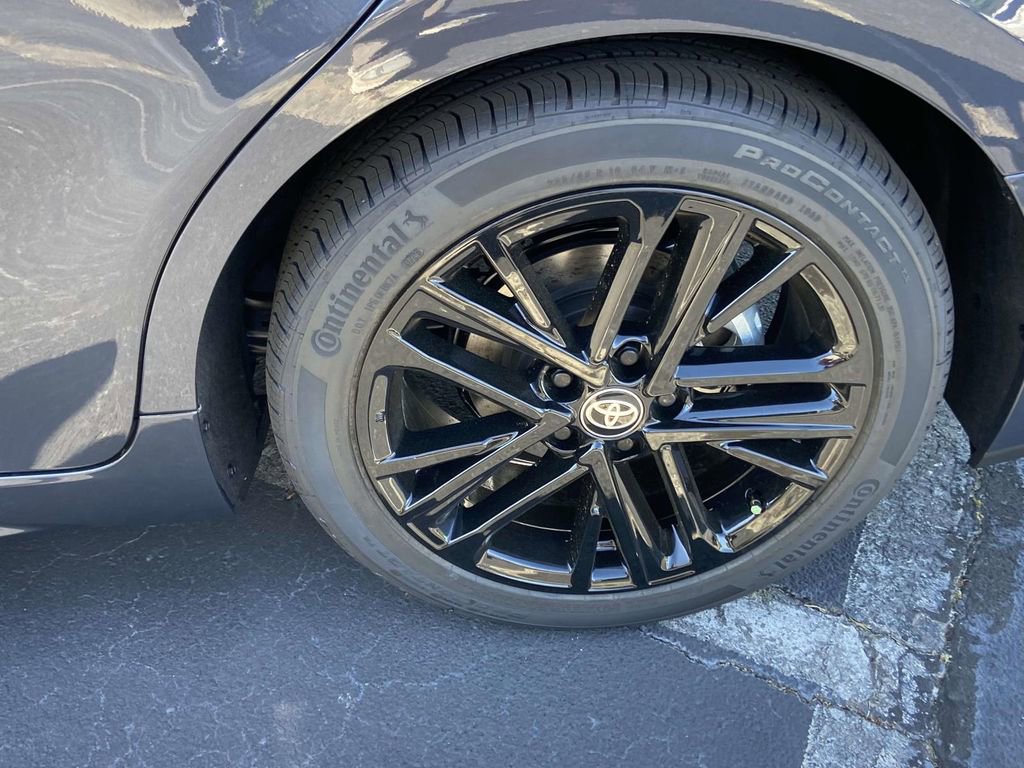 New 2026 Toyota Camry SE image 9